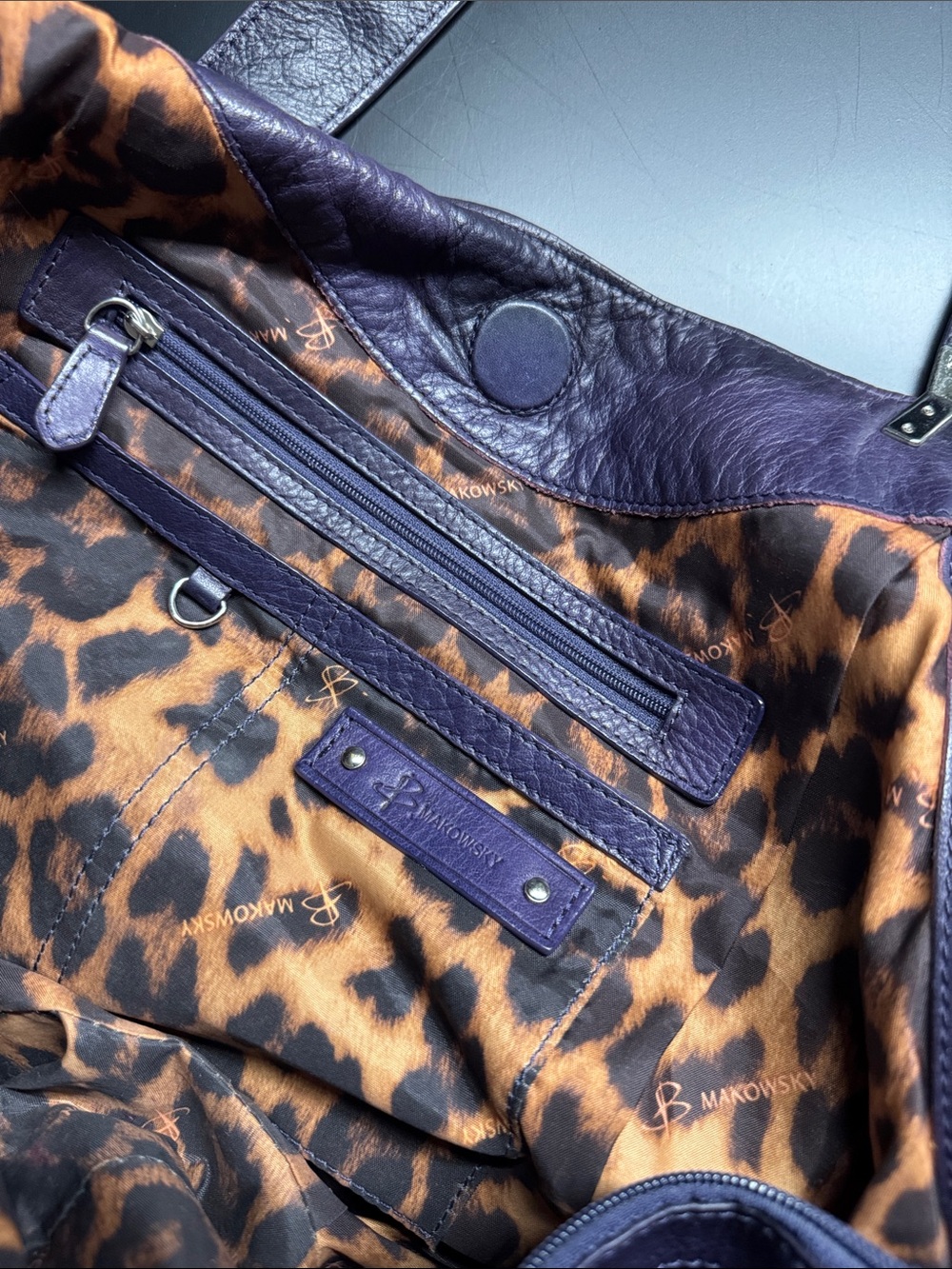 B. Makowsky Purple Leather Hobo Hag - Picture 5 of 7